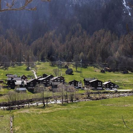 La Walserhus Formazza Esterno foto