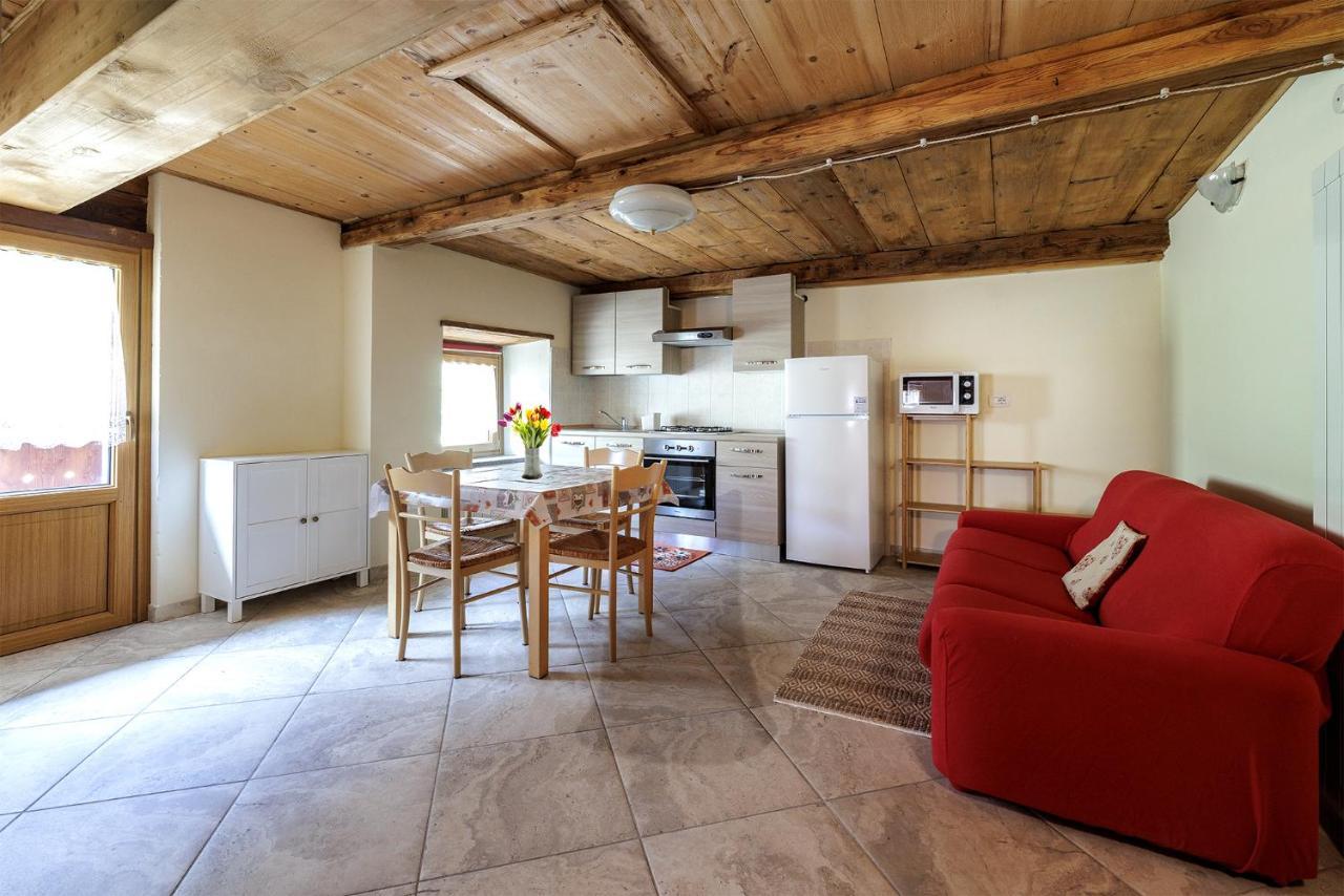La Walserhus Formazza Esterno foto
